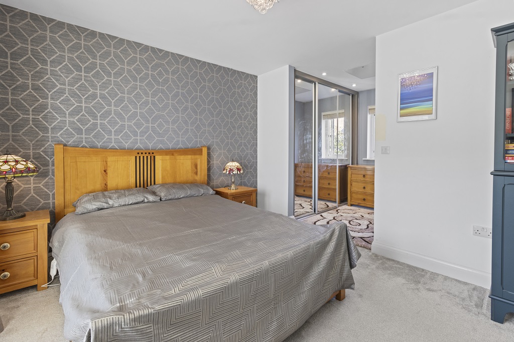 Bedroom 1B.jpg